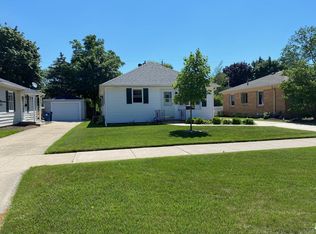 933 Indiana St, Racine, WI 53405