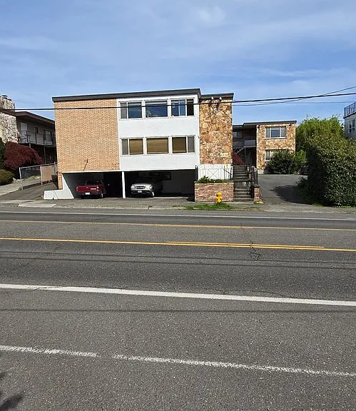 6530 24th Ave NW — Photo 11