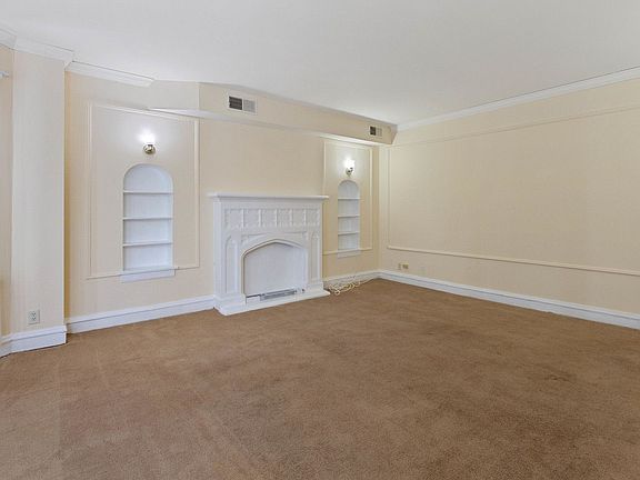 4th image of 8112 S Kingston Ave #3S
