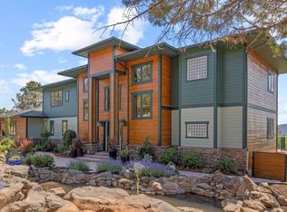 4728 Coopers Hawk Rd, Klamath Falls, OR 97601