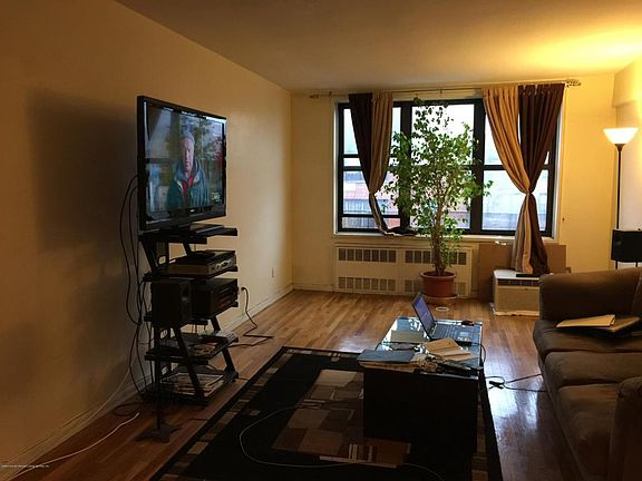 4th image of 1199 E 53rd St APT 7X