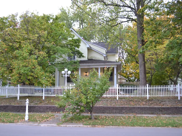 1209 E Clinton St, Frankfort, IN 46041