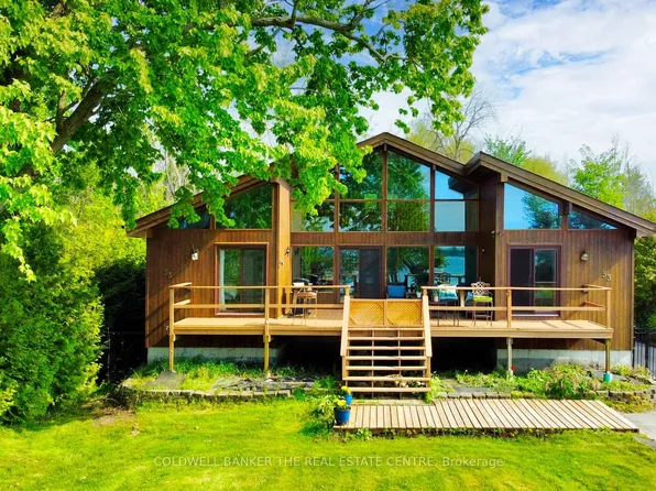 33 Lake Dr E, Georgina, ON L4P 3E9