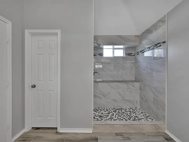 2306 Piddler Dr — Photo 25