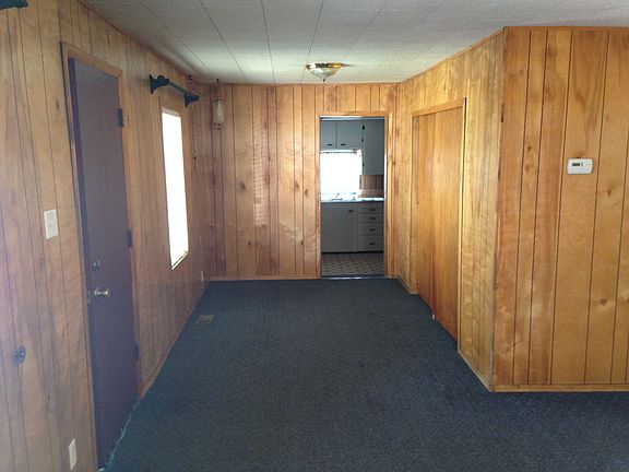 4th image of 185 E Claybourne Ave