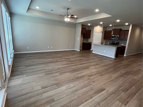 5th image of 6223 Rockford Dr
