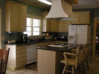 3rd image of 179 Woodlands Green Dr