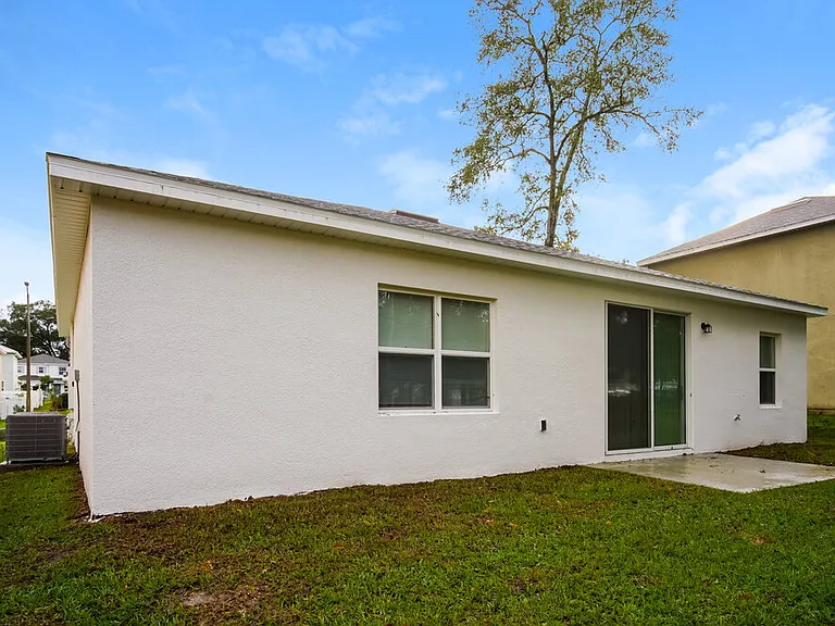 409 Bay Oak Ln — Photo 16