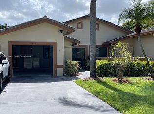 4243 NW 110th Ave, Pompano Beach, FL 33065