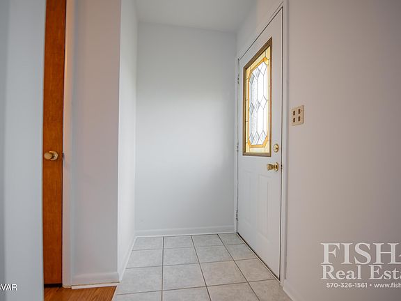4th image of 413 Allen St