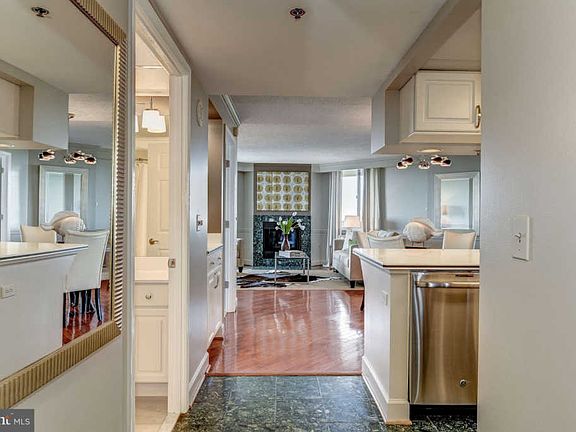 2nd image of 1276 N Wayne St APT 1130