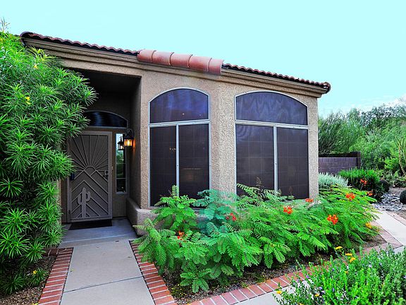 3rd image of 1011 S Paperflower Ave