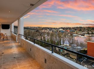 2565 Dexter Ave N APT 401, Seattle, WA 98109