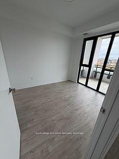 5th image of 720 Whitlock Ave #313