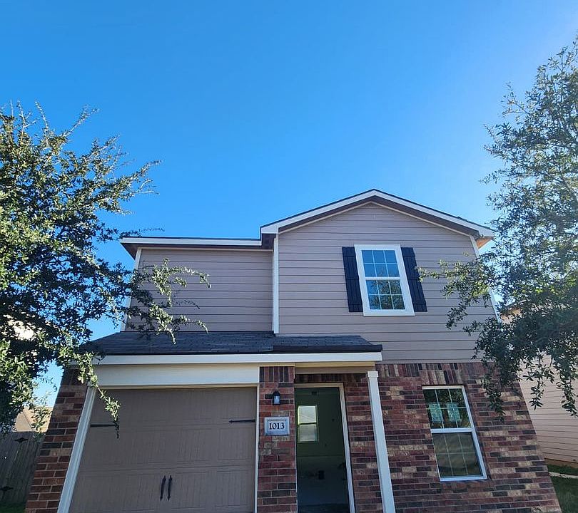1st image of 1013 Woodward Ct