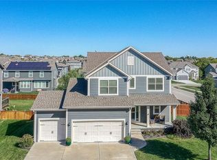 1500 SW 44th St, Lees Summit, MO 64082