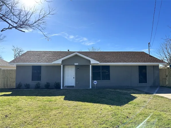 1706 Dellis St, Kaufman, TX 75142