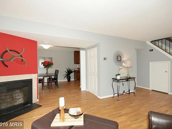 4th image of 10629 Summer Oak Ct