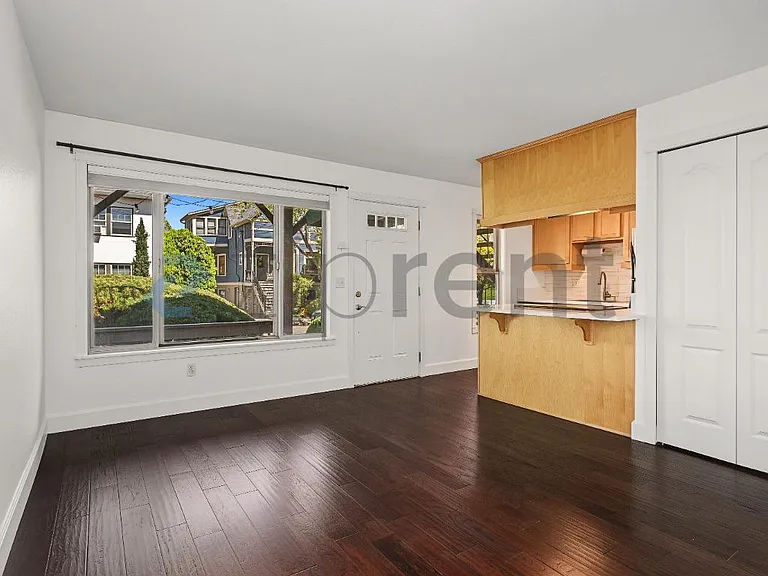 2478 NW Savier St #5 — Photo 6