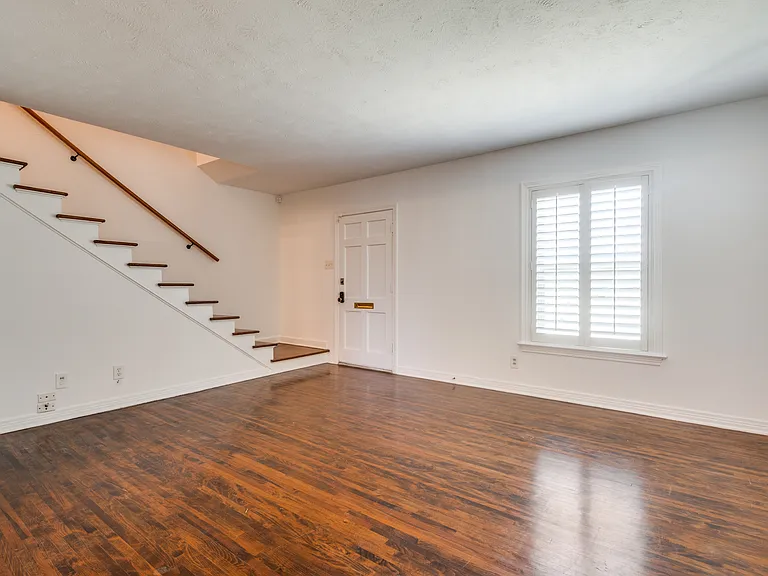 6465 Bordeaux Ave #6465 — Photo 7