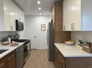 102 Crawford St, Fall River, MA 02724