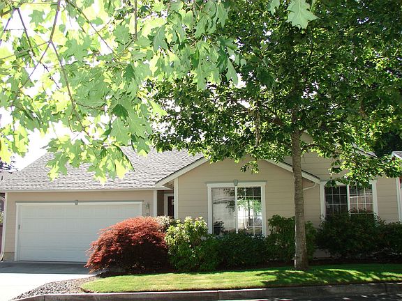 2nd image of 2907 Sugarloaf Ln SE