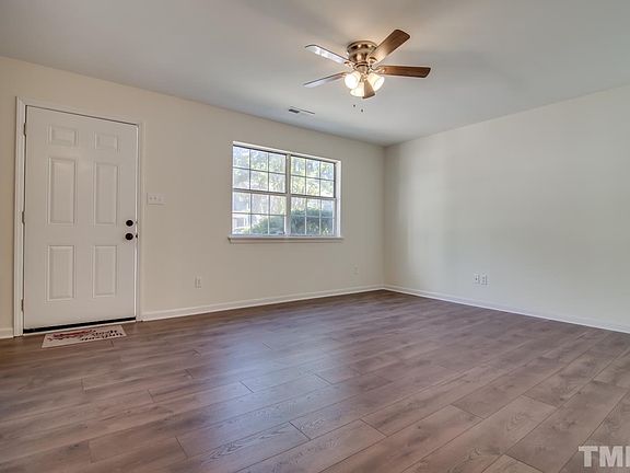 5th image of 2146 Charles St APT 19