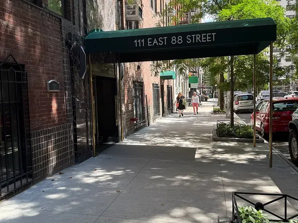 111 E 88th St APT 4B, New York, NY 10128