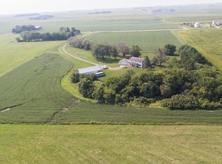 8912 W 12th St, Cedar Falls, IA 50613