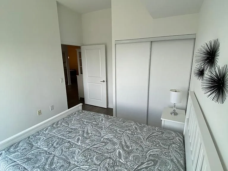 99 Eagle Rock Way #819 — Photo 15