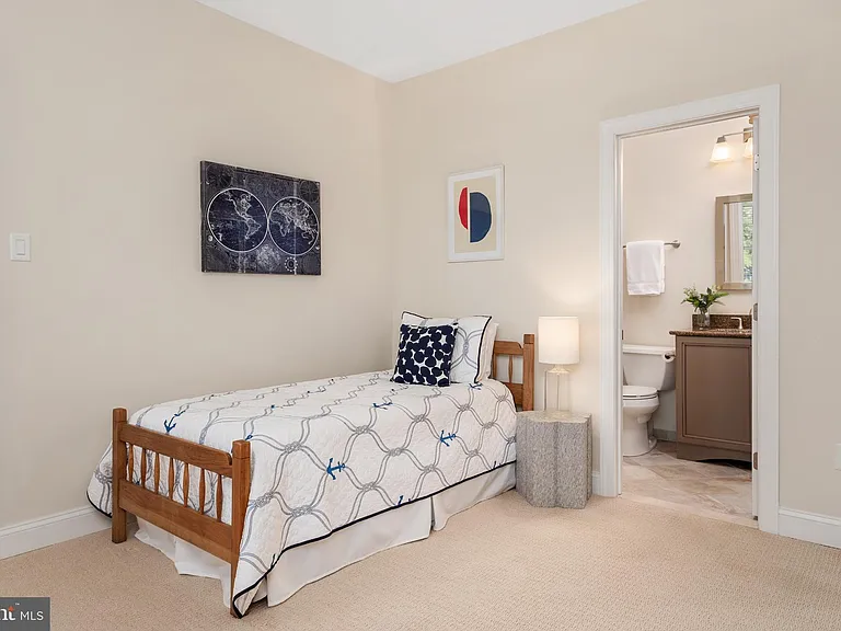 1576 Bay Head Rd — Photo 33