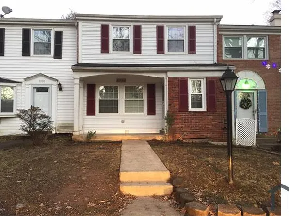 5498 Woodenhawk Cir, Columbia, MD 21044