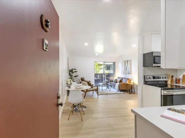 407 Piccadilly Pl APT 3, San Bruno, CA 94066