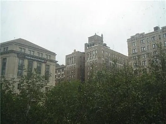 Sold by NY NY Condo, Inc | media 9