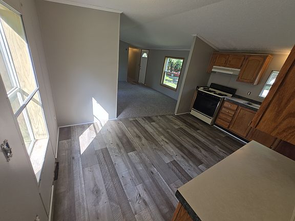 4th image of 80 Hudson St #80HU