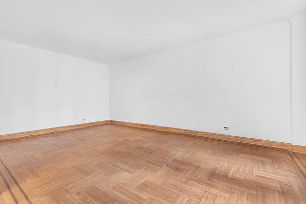 Sold by Bond New York | media 11