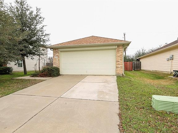 2nd image of 1607 Seabreeze Dr