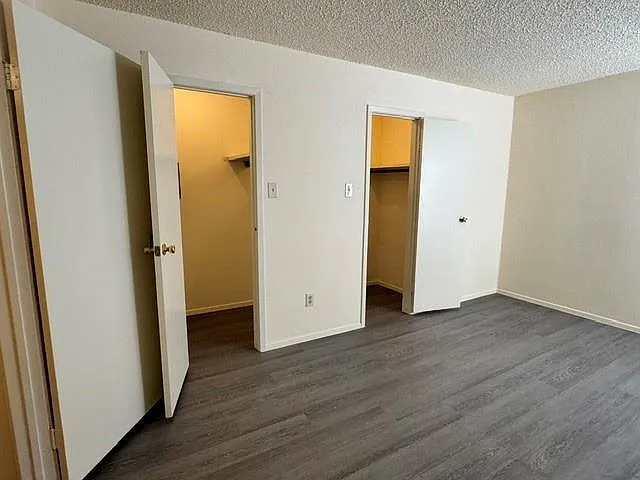 2 bed, 2.0 bath, 1050 sqft, $1,150 — Photo 3
