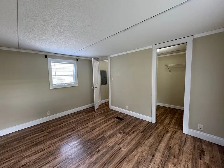 154 NW Alpata Ct — Photo 6