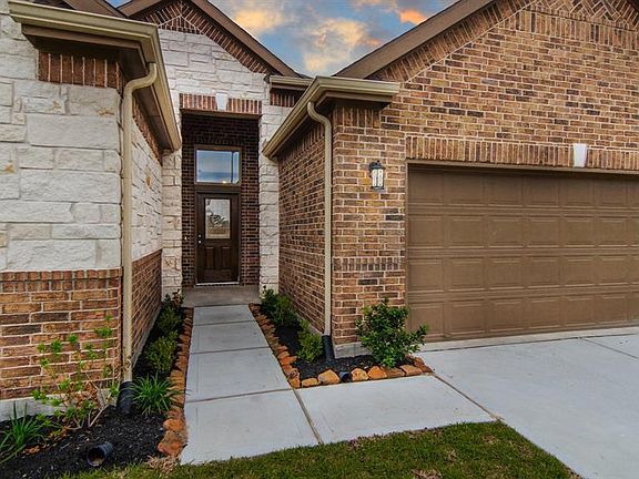 2nd image of 5827 Rivergrove Park Dr