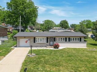1253 Visitation Dr, Saint Louis, MO