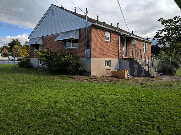 large private fenced yard