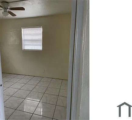 2 bed, 1052 sqft, $1,595 — Photo 4