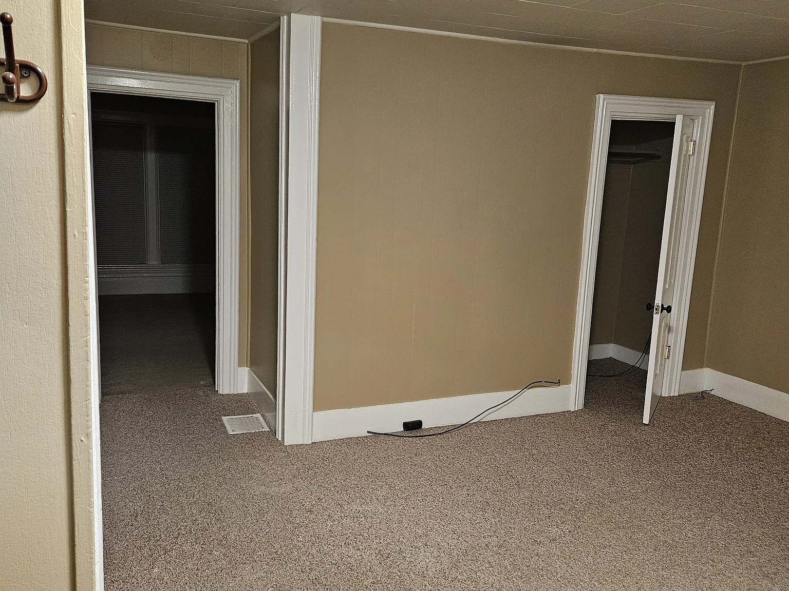 2 bed, $950 — Photo 4