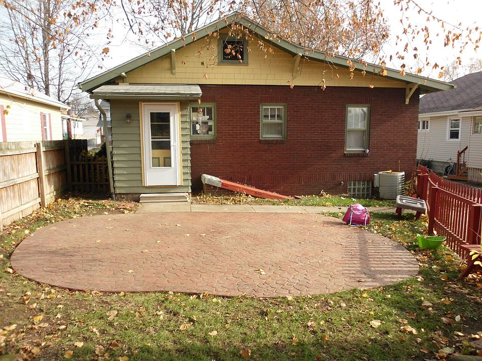 2nd image of 2116 9th St