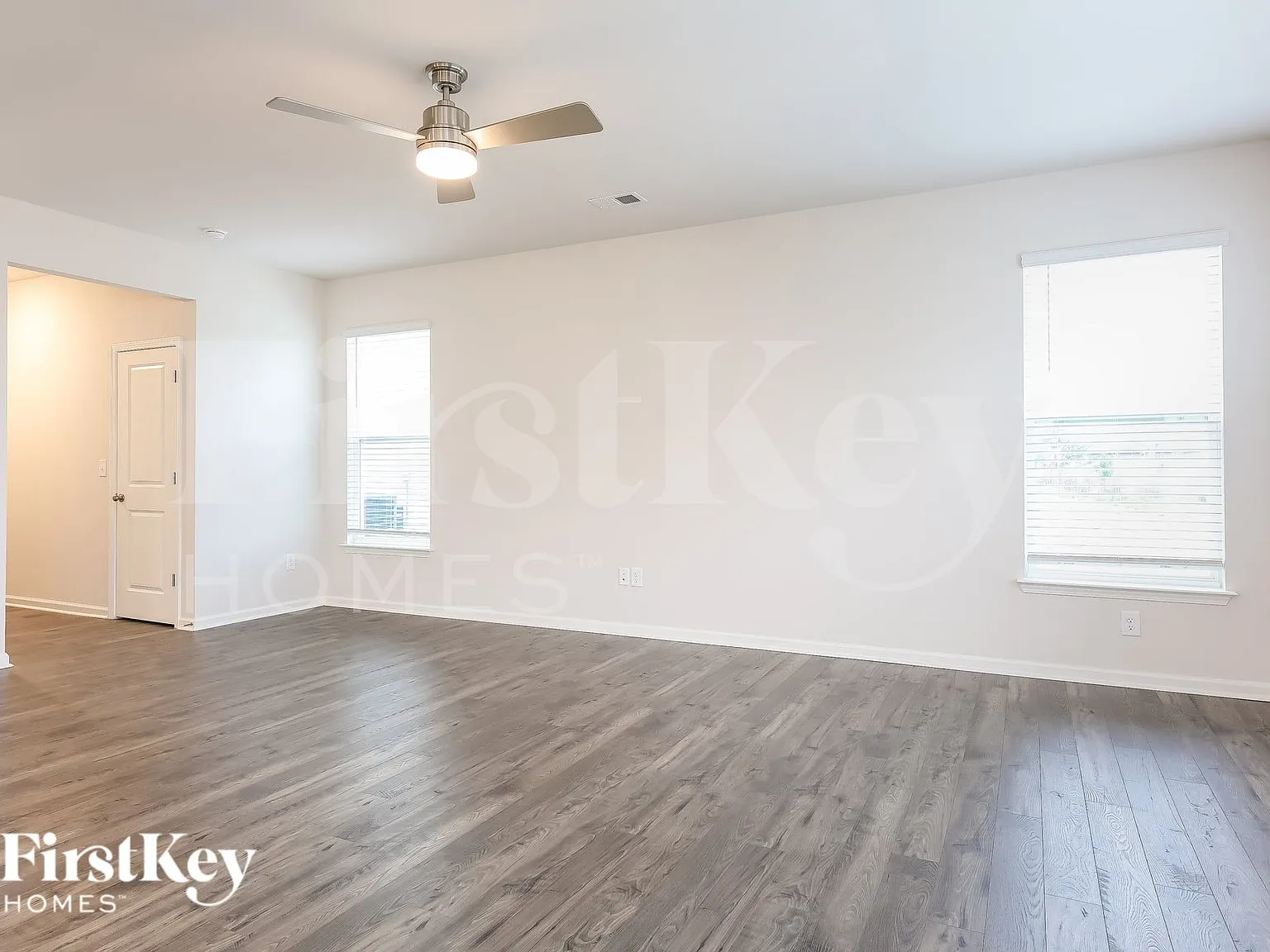 3 bed, 2.5 bath, 2250 sqft, $1,965 — Photo 4