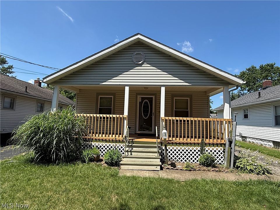 1st image of 718 Virginia Ave