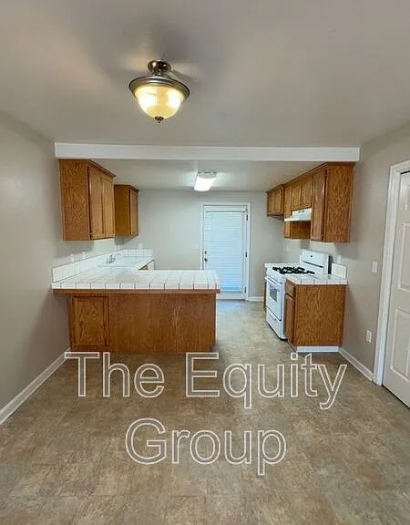 2513 S Irma St — Photo 5