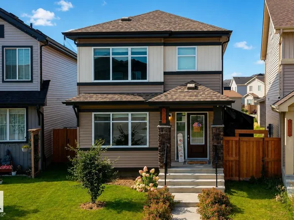 3040 Checknita Way SW, Edmonton, AB T6W 3X8