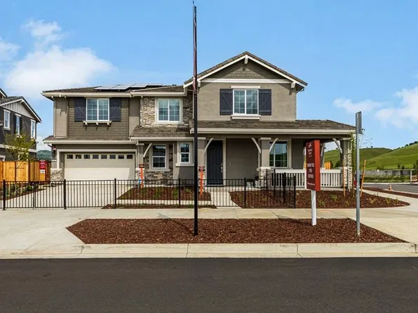 106 Golden Gate Ln, Vacaville, CA 95687